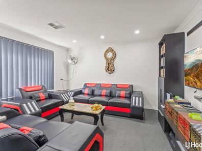 86 Verdant Crescent, Seville Grove WA 6112