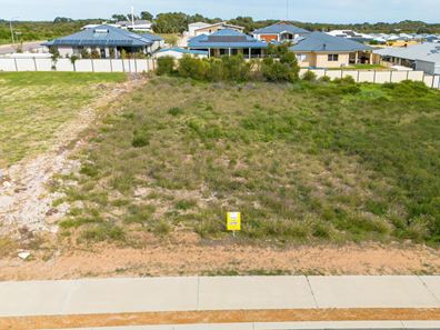 8 Bond Street, Port Denison WA 6525