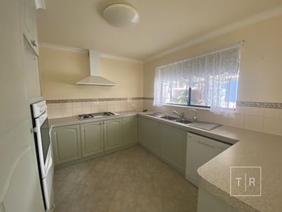 145 Burton Road, Castletown WA 6450