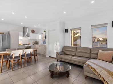 1/154 Benenden Avenue, Butler WA 6036