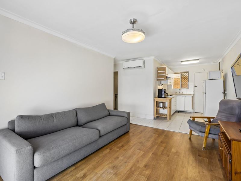 60/20 Ellerby Street, Glendalough WA 6016