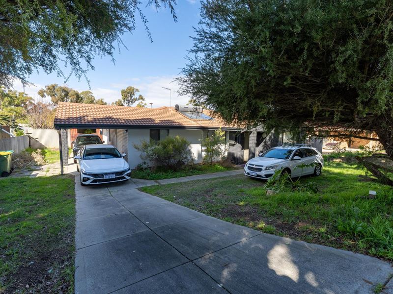 77 Unnaro St, Hillman