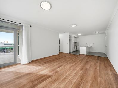 Unit 302/21 Malata Cr, Success WA 6164