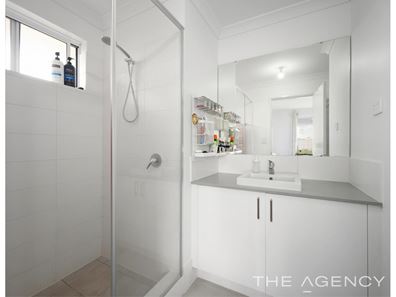 6/536 Nicholson Road, Canning Vale WA 6155
