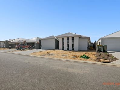 26 Kitaakari Crescent, Baldivis WA 6171