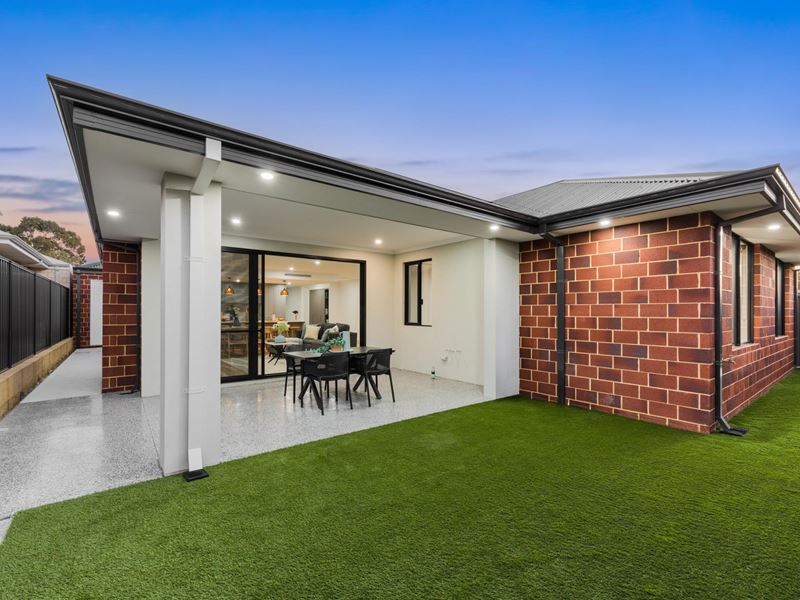 14 Persimmon Road, Upper Swan