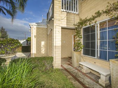 19 McGill Street, Kewdale WA 6105