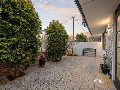 35A Clara Road, Hamilton Hill WA 6163