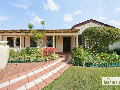 54 Holden Drive, Noranda WA 6062