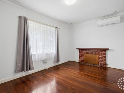 76 Rennie Crescent, Hilton WA 6163