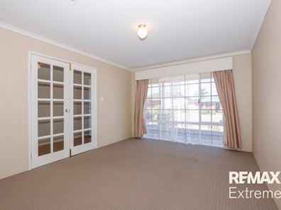 93 Clydebank Crescent, Kinross WA 6028