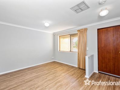 12 Halfmoon Place, Waikiki WA 6169