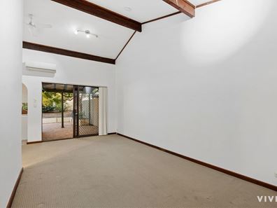 6/160 Gwenyfred Road, Kensington WA 6151