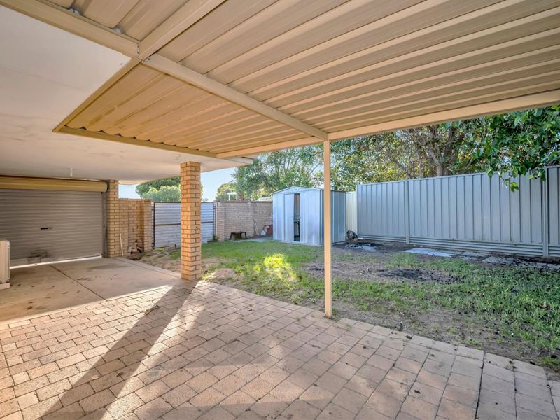 38 Barlee Crescent, Waikiki WA 6169