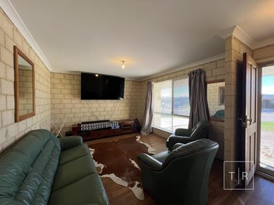 14 Scholey Street, Sinclair WA 6450