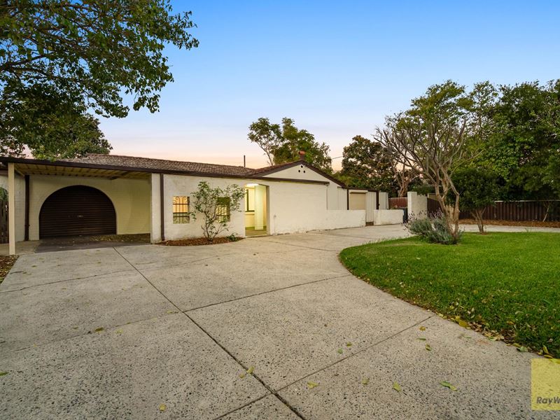 23 Tambulam Way, Armadale WA 6112