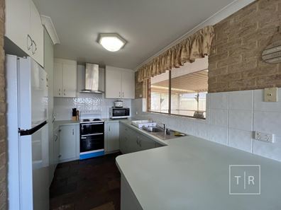 1A Backland Street, Sinclair WA 6450