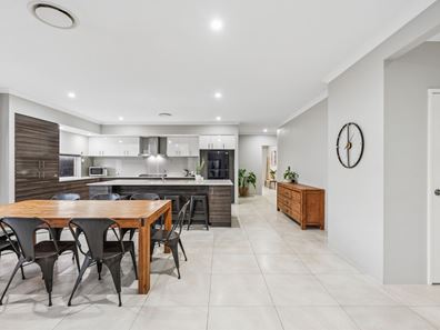 5 Pixie Street, Byford WA 6122