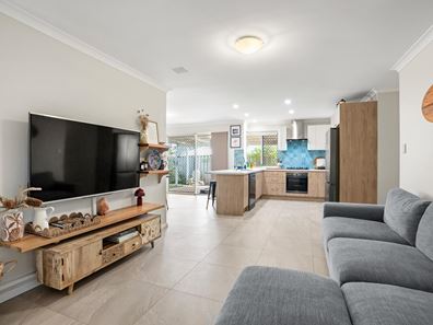 11 Barracuda  Rise, Warnbro WA 6169