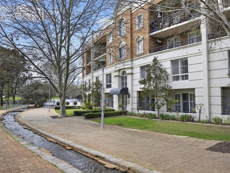 4/32 Eastbrook Terrace, East Perth WA 6004