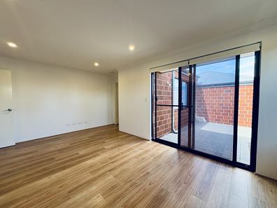 1 Primley Lane, Girrawheen WA 6064