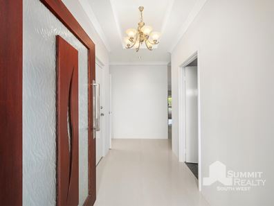 12 Surrey Link, Millbridge WA 6232