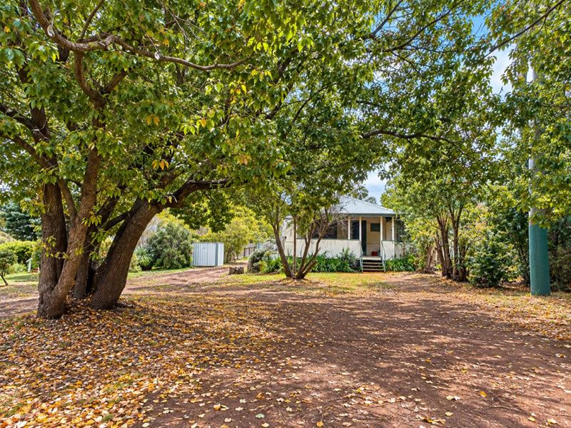 8 Padbury Road, Bridgetown WA 6255