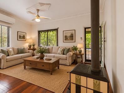 8 Padbury Road, Bridgetown WA 6255