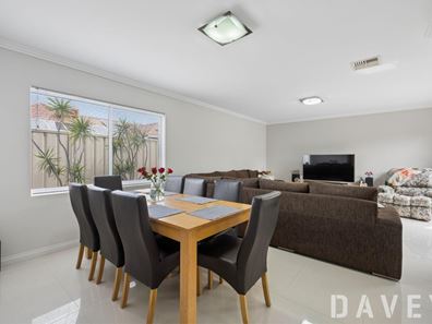 237 Ravenscar Street, Doubleview WA 6018