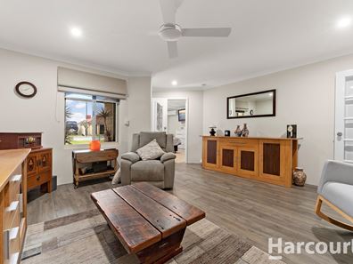 12 Hudson Drive, Dudley Park WA 6210