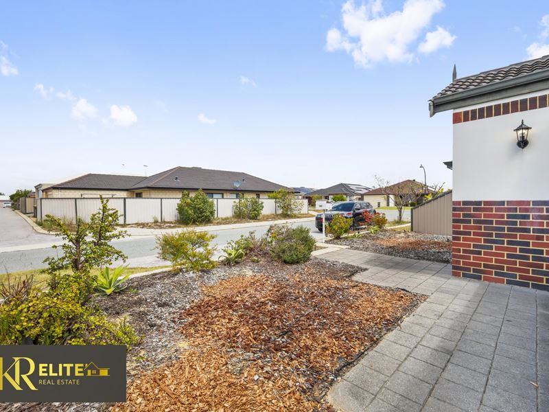 6 Terracina Parkway, Piara Waters WA 6112