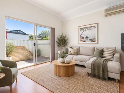 6/4 Wittenoom Road, High Wycombe WA 6057