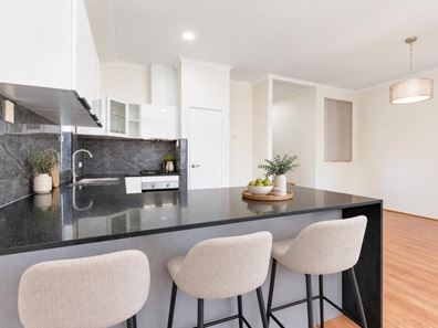 6/4 Wittenoom Road, High Wycombe WA 6057