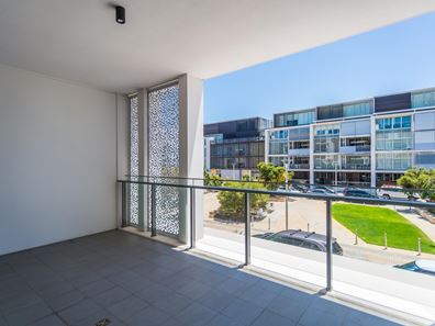 205/15 Freeman Loop, North Fremantle WA 6159