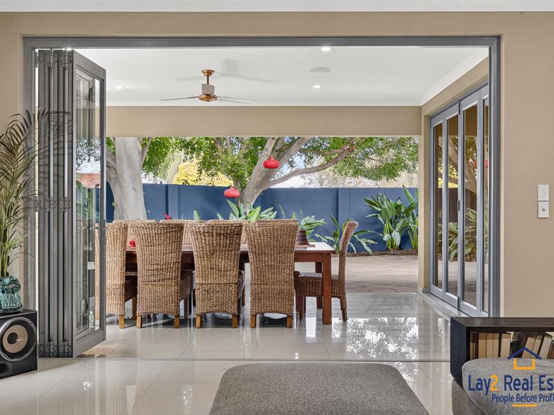 60 Shaftesbury Avenue, Bayswater