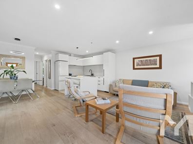 3/8 Adrian Street, Palmyra WA 6157