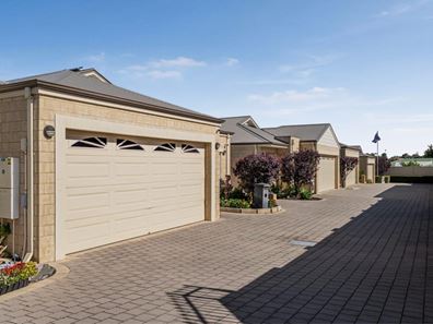 4/17 Forest Hill Drive, Kingsley WA 6026