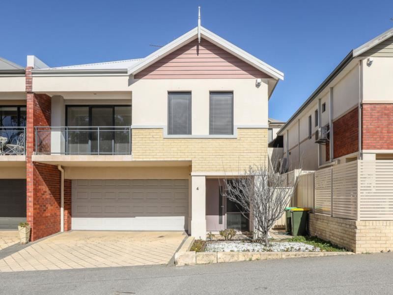 4/274 Holbeck Street, Doubleview WA 6018