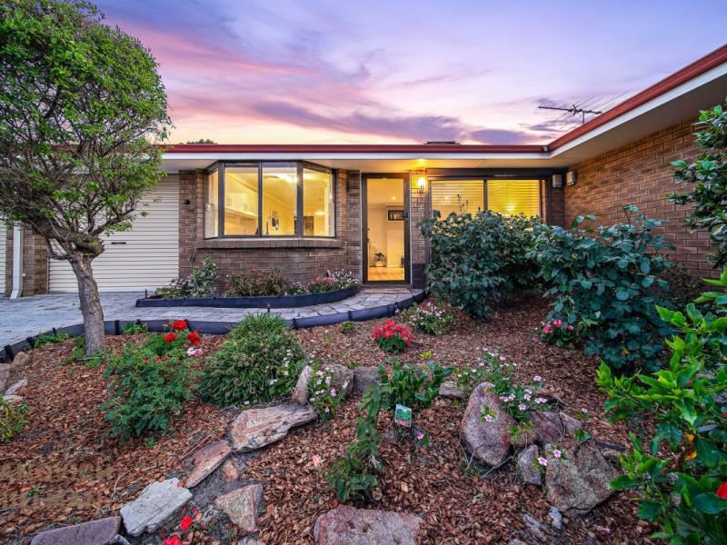 2/120 Matheson Road, Applecross WA 6153