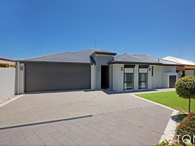 27 Lakes Crescent, South Yunderup WA 6208