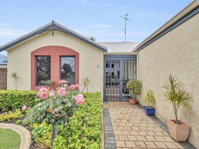 8 Tasman Loop, Dudley Park WA 6210