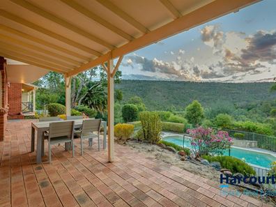 101 Soldiers Road, Roleystone WA 6111