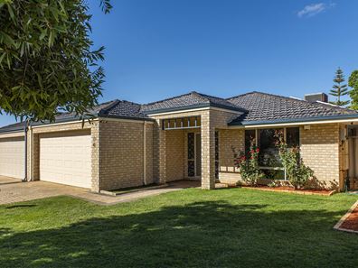 63 CENTRE STREET, Queens Park WA 6107