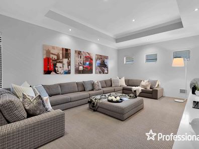 32 Aldenham Drive, Southern River WA 6110