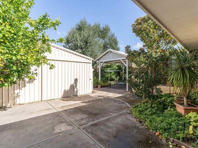 32 Corrigan Way, Greenwood WA 6024
