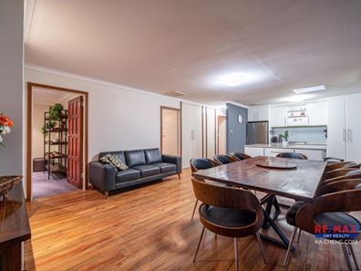4A Maidstone Way, Morley WA 6062