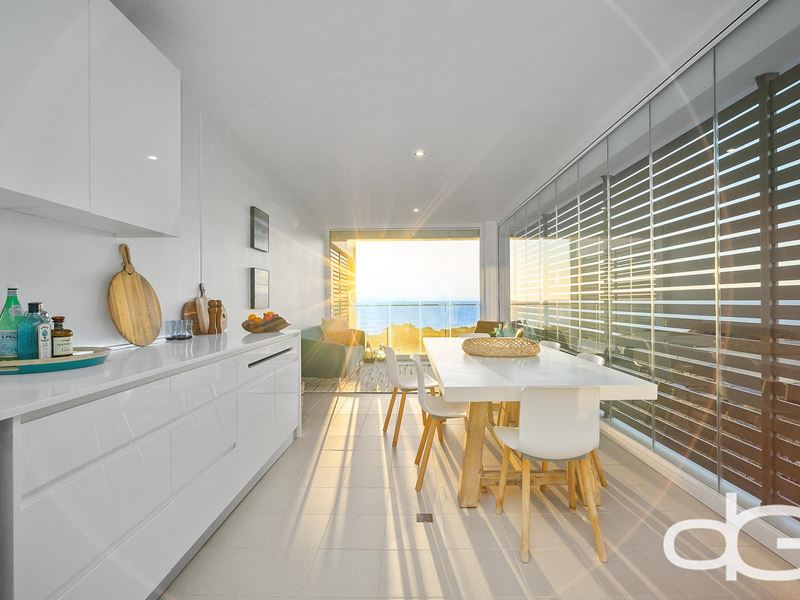 28/13 O'Connor Close, North Coogee