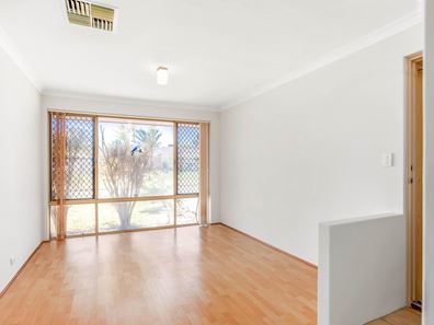 27 Candish Grove, Seville Grove WA 6112