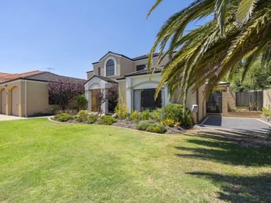 8 Langtry View, Mount Claremont WA 6010