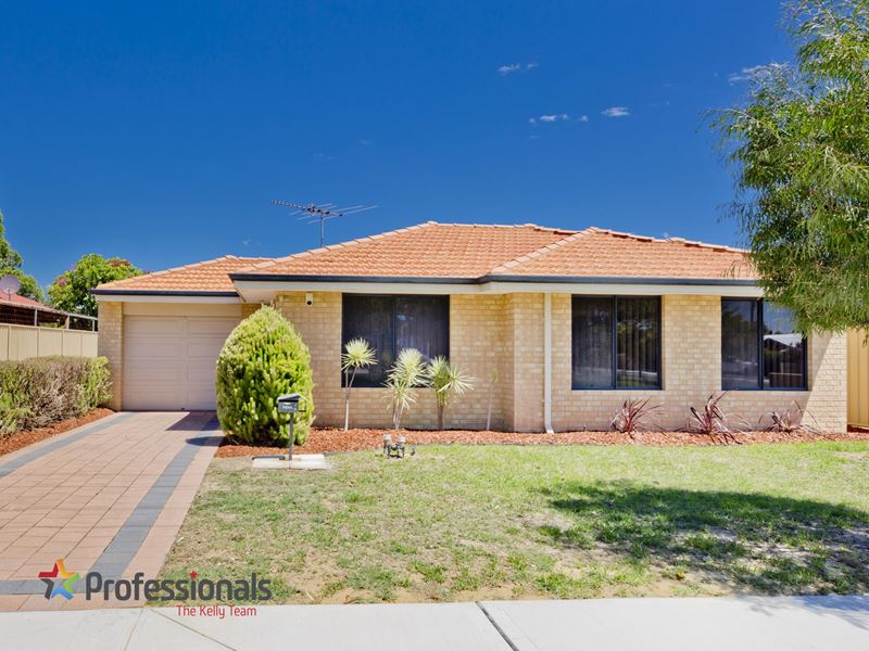 4A Linthorne Way, Balga WA 6061